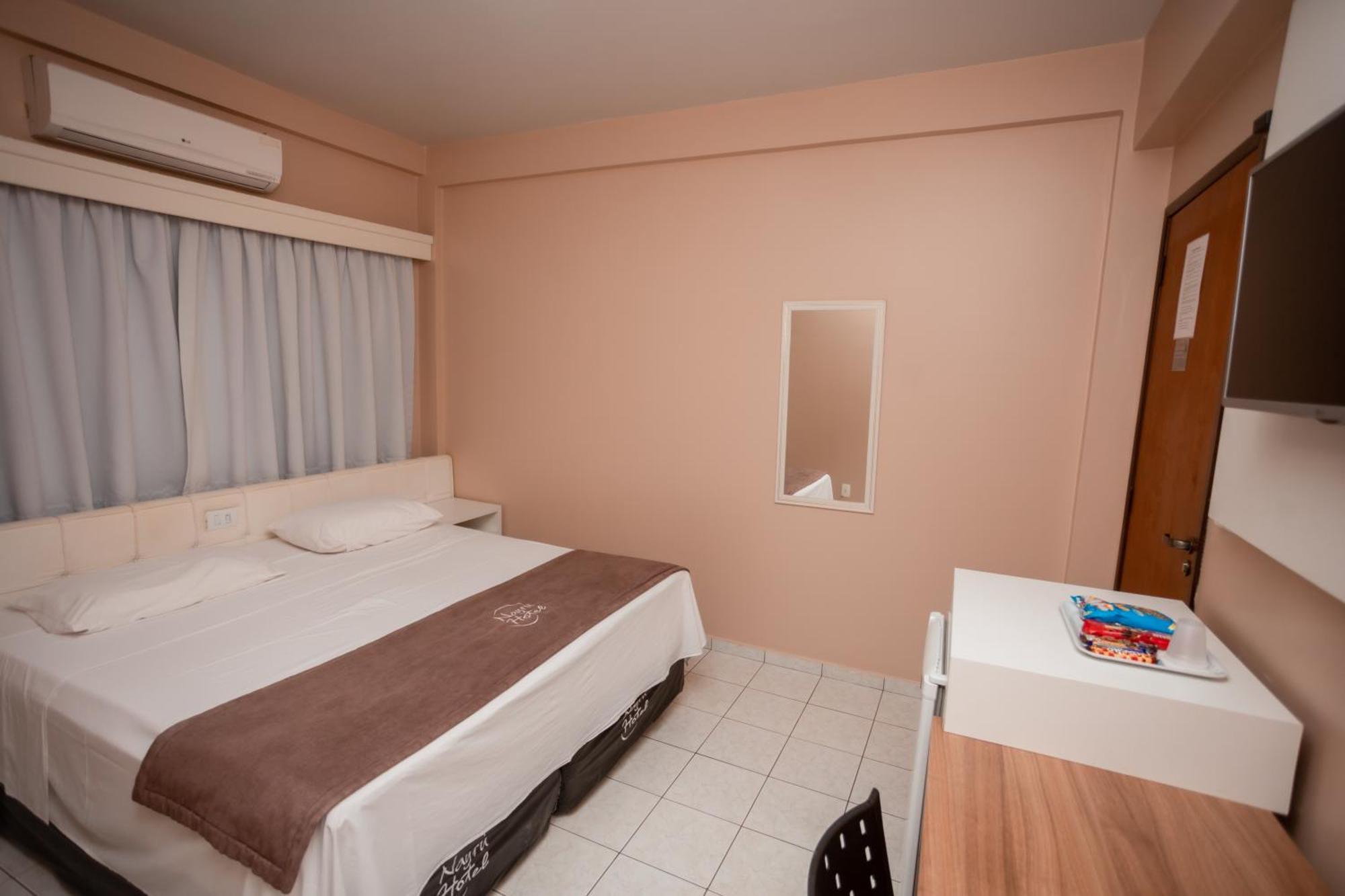 Nayru Hotel Toledo  Kültér fotó