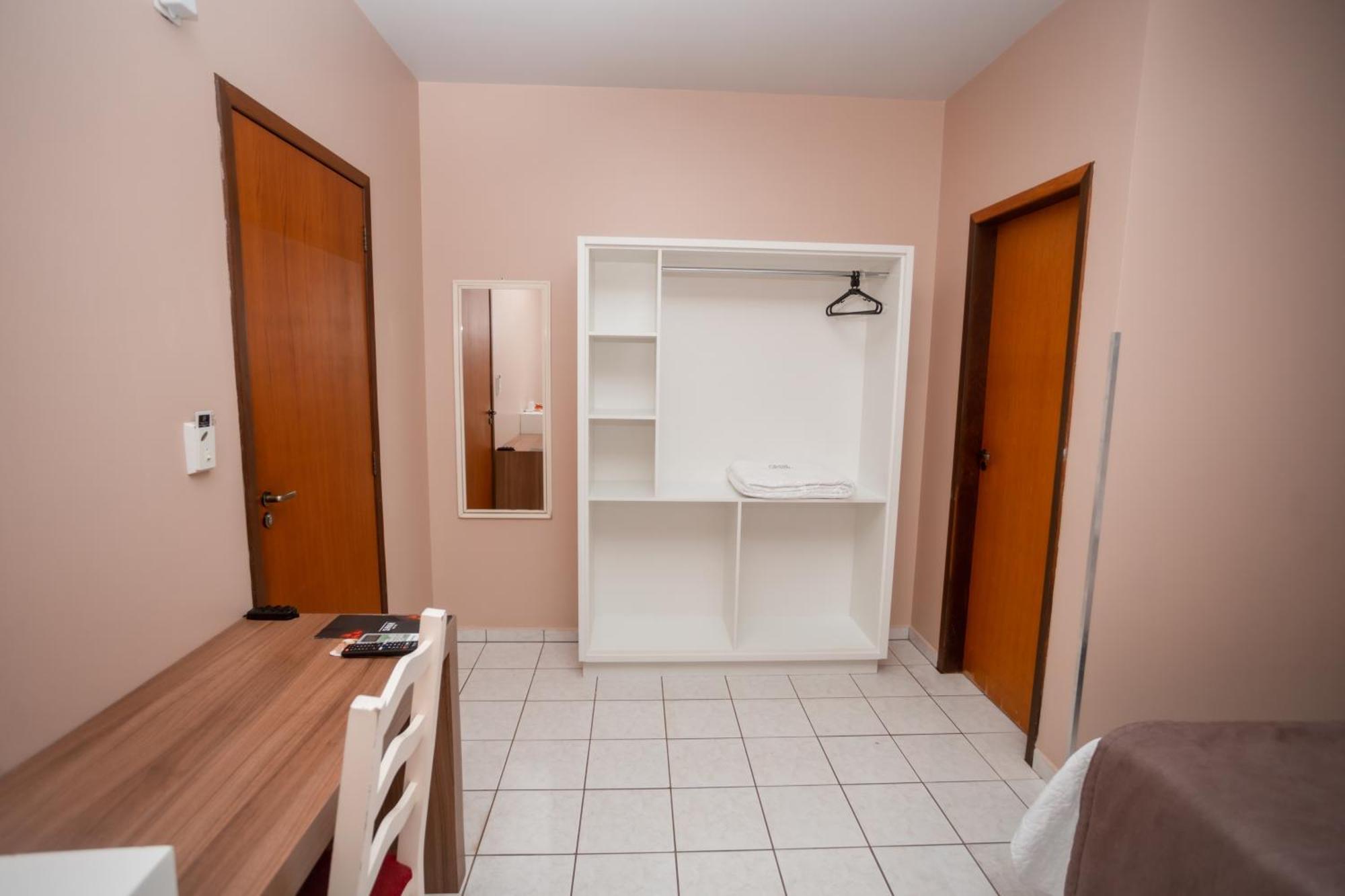 Nayru Hotel Toledo  Kültér fotó