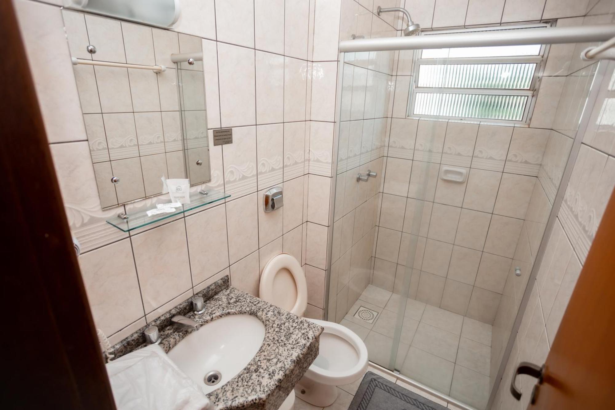 Nayru Hotel Toledo  Kültér fotó