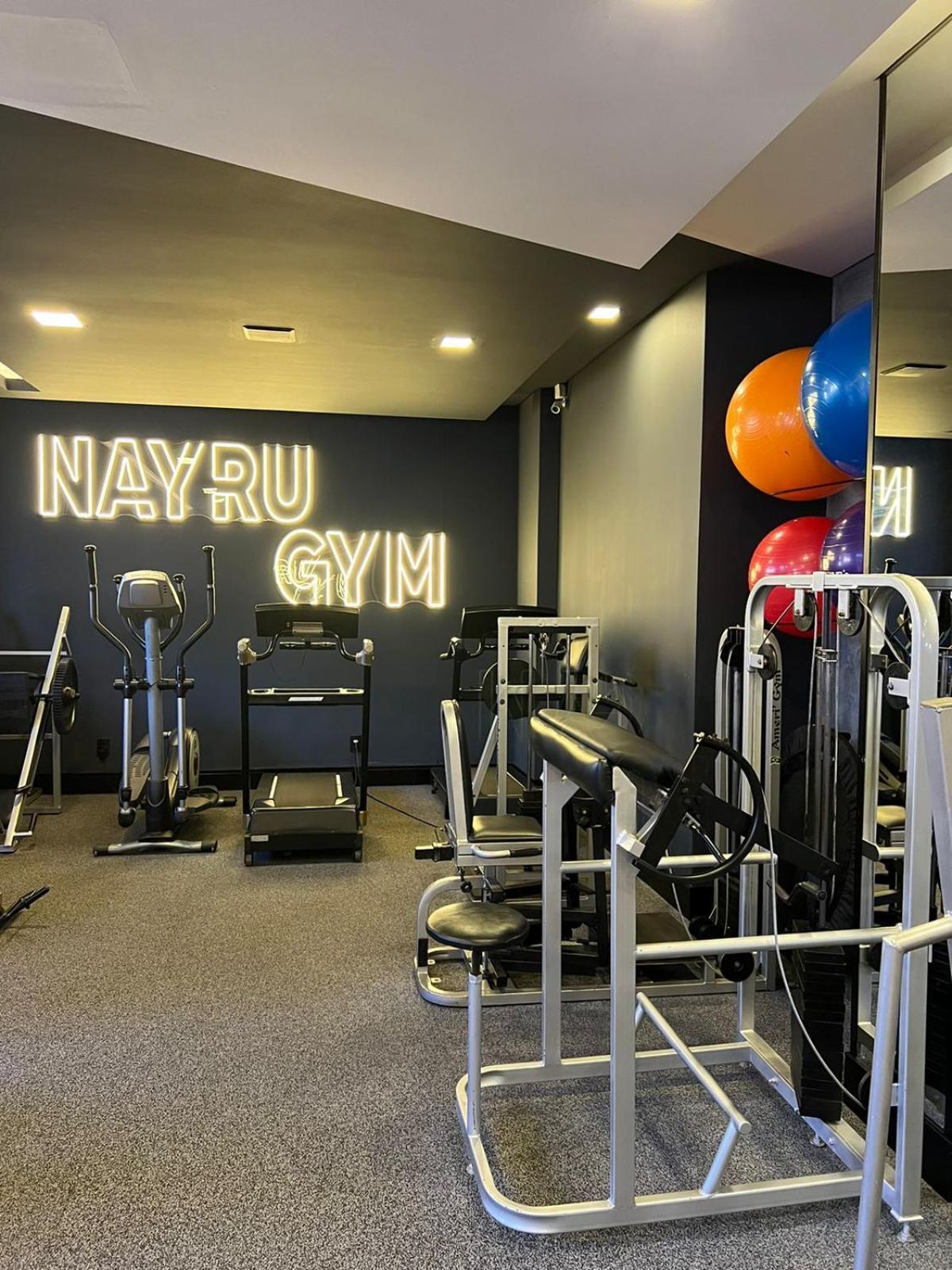 Nayru Hotel Toledo  Kültér fotó